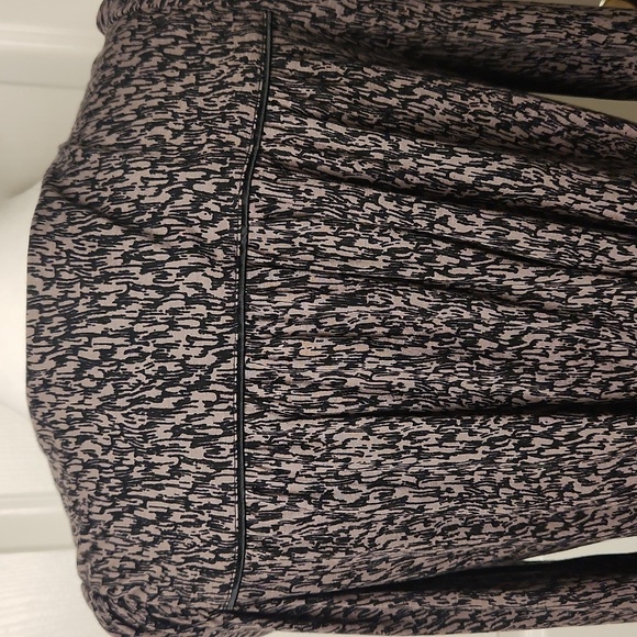 NWOT French Connection Women Brown/Black Ikat Pattern V-Neck Jersey Dress Size 4 - Picture 8 of 13